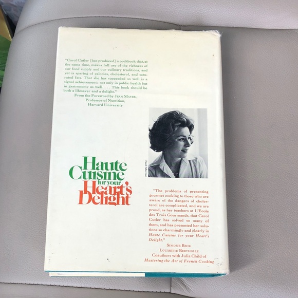 First Edition Haute Cuisine vintage Cookbook ffrom 1973 - Picture 2 of 5